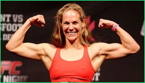 Julie Kedzie Bio - fight, hot, net worth, boyfriend